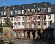 Rathaus und Kornmarkt